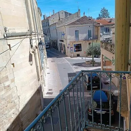 Appartement Grand En Maison De Valréas